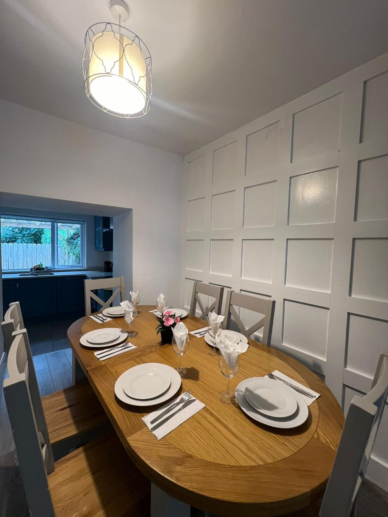6 Eyre Square Lane Apartment Galway Luaran gambar